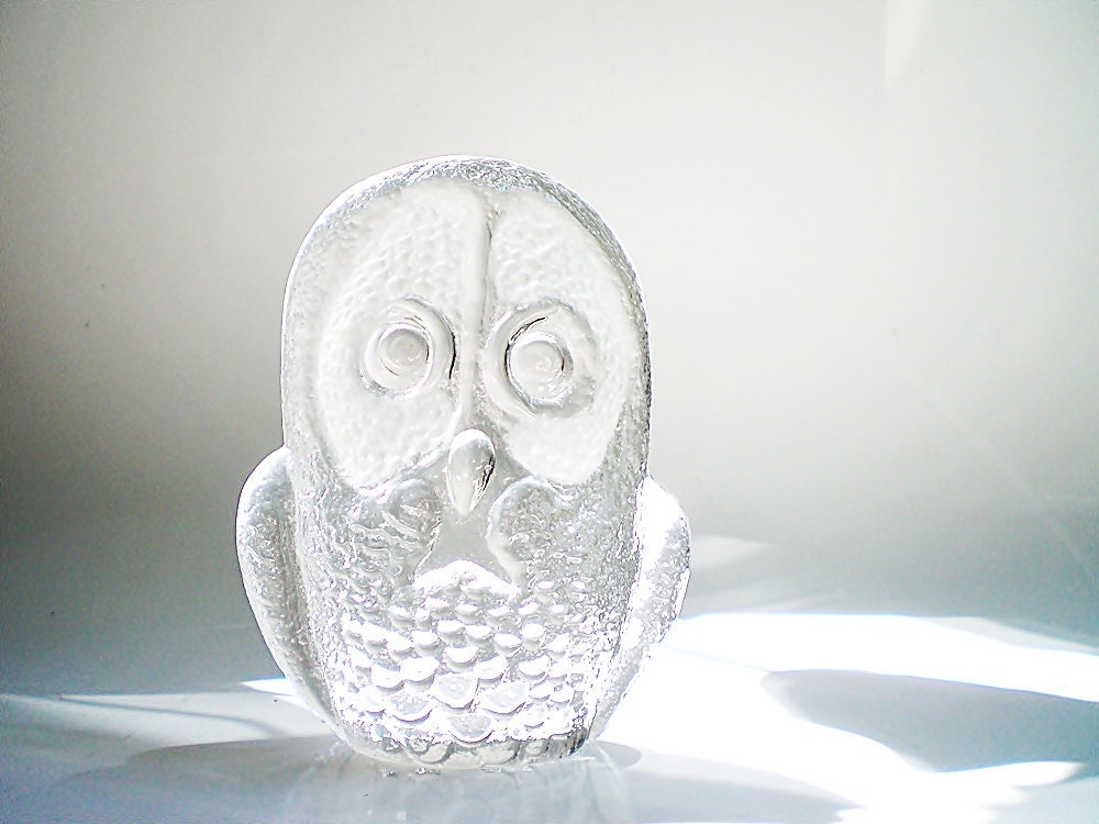 Vintage Figurine Glass Paperweight Owl Kosta Boda Crystal
