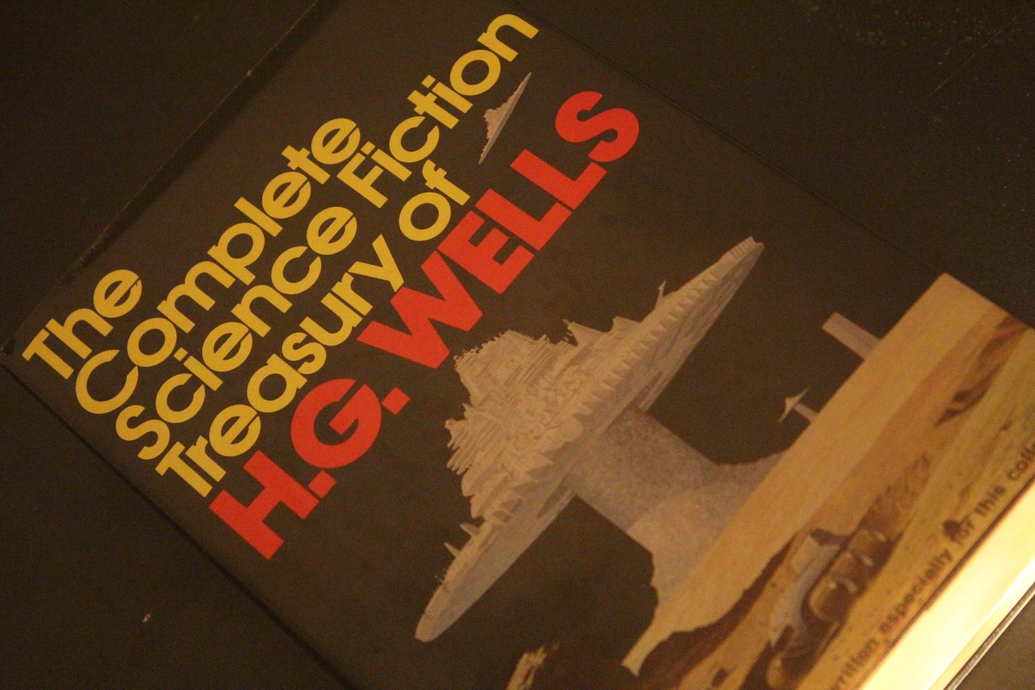 The Complete Science Fiction Treasury of H.G. Wells (HARDCOVER 1978)